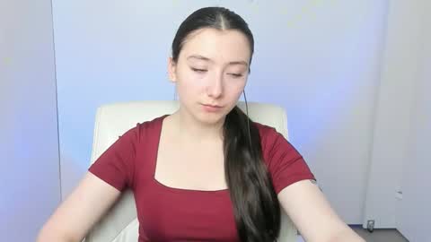 Luna online show from 10-23-25, 11:20