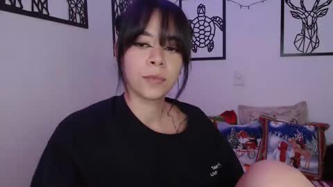 Snapshot of _marcela_wi chatting on 12-02-24, 08:55 Marce  online show from 12-02-24, 08:55