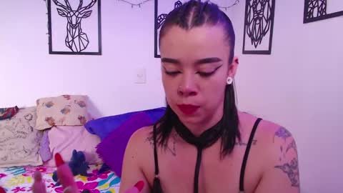 Snapshot of _marcela_wi chatting on 02-01-25, 10:13 Marce  online show from 02-01-25, 10:13