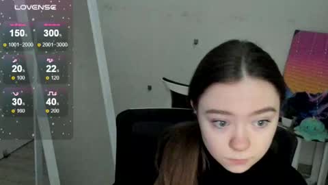 Snapshot of _margoqueen_ chatting on 02-07-26, 07:45 Margo online show from 02-07-26, 07:45