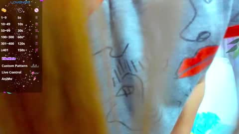 Scarlett online show from 01-31-25, 04:47