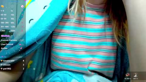 Scarlett online show from 03-10-25, 08:37