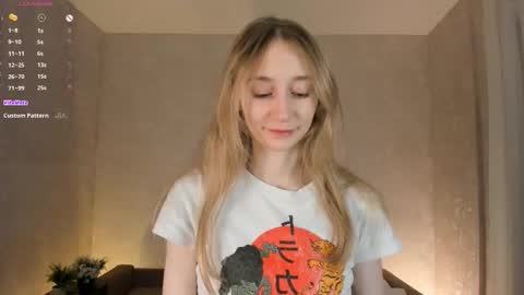 Snapshot of _marvelous_time_ chatting on 11-12-25, 03:07 Gwen online show from 11-12-25, 03:07