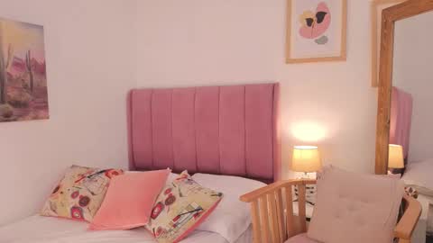 Megan online show from 11-24-25, 04:29