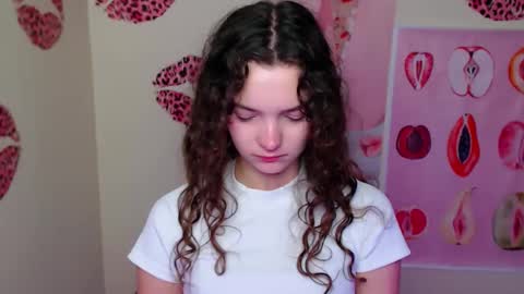 Susie online show from 10-24-25, 06:32