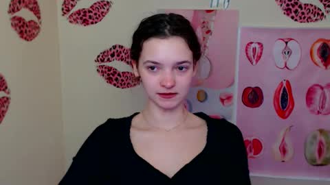 Susie online show from 02-21-26, 01:12