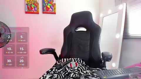 Snapshot of _megganjobs chatting on 12-18-24, 03:33 Juli online show from 12-18-24, 03:33