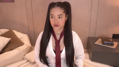 Snapshot of _meghan_gomez1_ chatting on 12-06-24, 02:06     online show from 12-06-24, 02:06