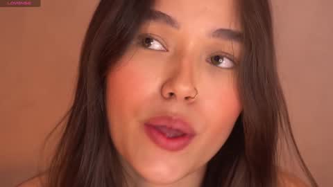 Snapshot of _meghan_gomez1_ chatting on 12-14-24, 05:03     online show from 12-14-24, 05:03