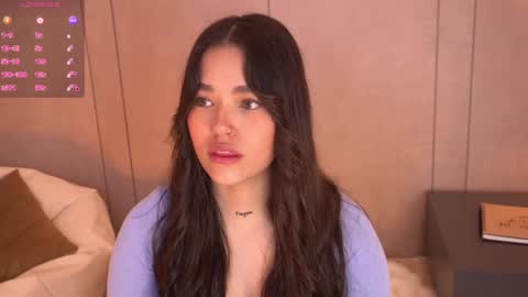 Snapshot of _meghan_gomez1_ chatting on 12-18-24, 02:06     online show from 12-18-24, 02:06