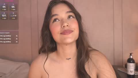 Snapshot of _meghan_gomez1_ chatting on 02-01-25, 07:55     online show from 02-01-25, 07:55