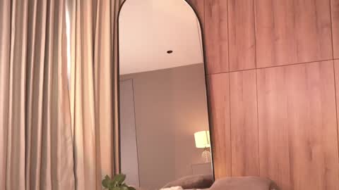 Snapshot of _meghan_gomez1_ chatting on 09-21-25, 07:04     online show from 09-21-25, 07:04