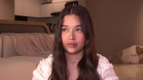 Snapshot of _meghan_gomez1_ chatting on 10-19-25, 11:38     online show from 10-19-25, 11:38