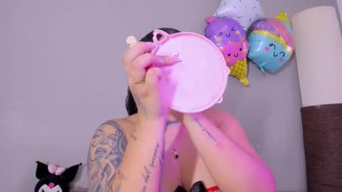 Snapshot of _melodyblossom_ chatting on 11-03-25, 08:10 _melodyblossom_ online show from 11-03-25, 08:10