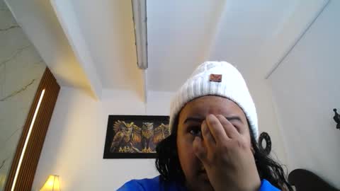  Mia  online show from 11-17-25, 12:55