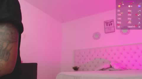 Paula online show from 10-24-25, 11:28