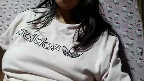 Snapshot of _milkytitsmomxx_ chatting on 01-31-25, 04:25 _milkytitsmomxx_ online show from 01-31-25, 04:25