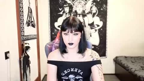 Millisi online show from 10-17-25, 09:06