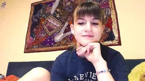 Boo online show from 09-19-25, 06:41