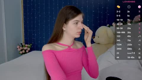 Snapshot of _mirror_girl chatting on 02-03-25, 03:09 Victoria online show from 02-03-25, 03:09