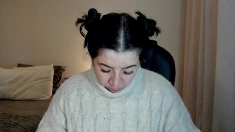 Snapshot of _miss_coco_ chatting on 11-17-25, 03:34 _miss_coco_ online show from 11-17-25, 03:34