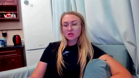 Eva online show from 09-12-25, 06:41