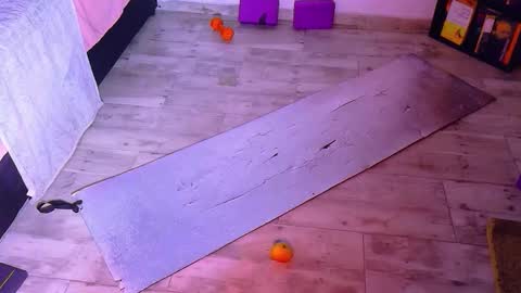 karoline uwu online show from 11-02-25, 10:56