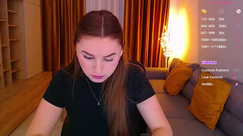 Snapshot of _miss_mia chatting on 02-07-26, 08:07 Mia online show from 02-07-26, 08:07