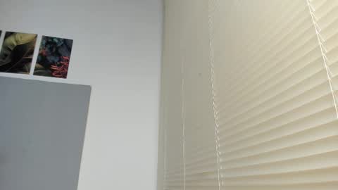 _molly_rosse_ online show from 11-06-25, 11:44