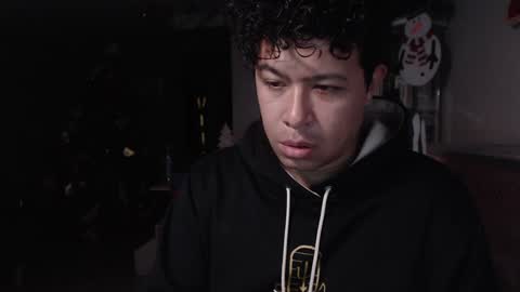 Snapshot of _mr_panda_ chatting on 01-08-25, 11:52 Panda  online show from 01-08-25, 11:52