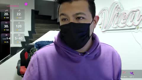 Snapshot of _mr_panda_ chatting on 09-13-25, 11:37 Panda  online show from 09-13-25, 11:37