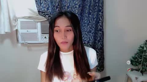 jenny claire online show from 10-20-25, 02:12