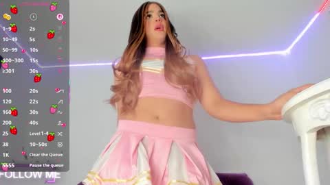 Snapshot of _naomi_fox chatting on 10-06-25, 06:00 shantall online show from 10-06-25, 06:00