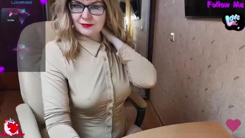 MagicWoman online show from 03-10-25, 02:39