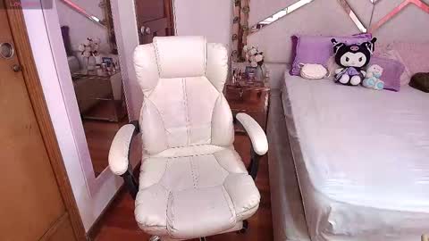 Natasha Rodriguez independent model online show from 10-23-25, 06:50