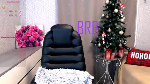 Snapshot of _naughty_megan_ chatting on 01-01-25, 05:54 Megan online show from 01-01-25, 05:54