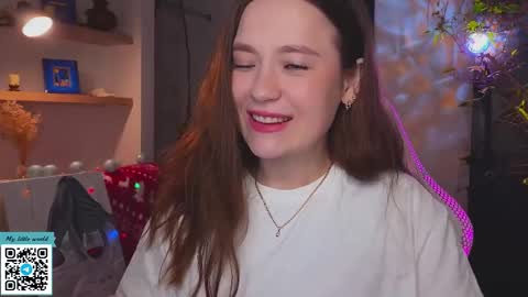 Mia with a big heart  online show from 12-14-25, 02:06