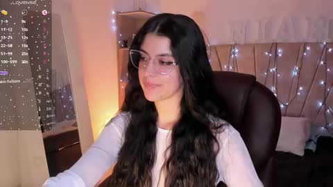 Niah  You can call me Ni or cutie haha online show from 12-10-24, 11:51