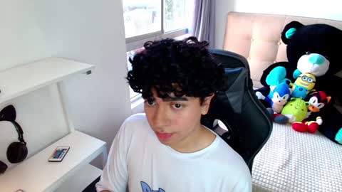 Snapshot of _nickconnor1 chatting on 12-19-24, 08:34 Nicolas online show from 12-19-24, 08:34