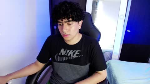 Snapshot of _nickconnor1 chatting on 02-23-25, 10:20 Nicolas online show from 02-23-25, 10:20