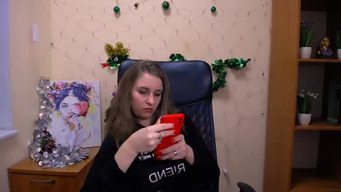 Nica online show from 12-17-24, 04:21