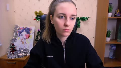 Nica online show from 12-22-24, 12:05