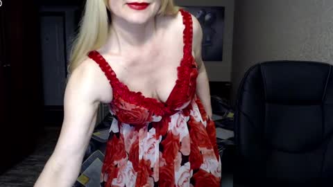 Donella    online show from 02-04-25, 05:12