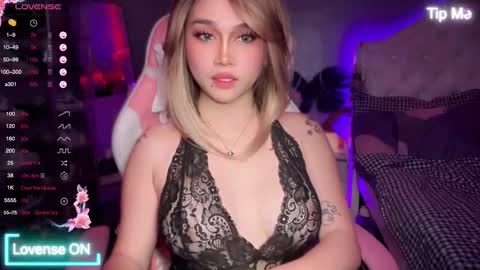 Lily online show from 09-19-25, 05:13