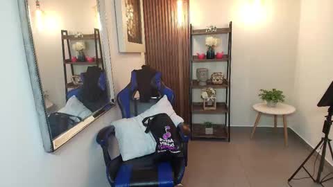 Snapshot of _olivia_fox_ chatting on 01-10-26, 11:01 Olivia online show from 01-10-26, 11:01