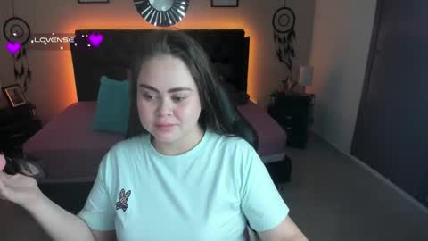 Olivia jones online show from 09-15-25, 01:11