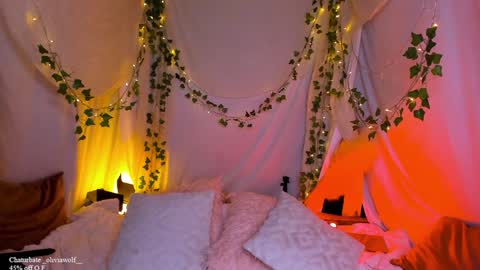 Olivia Wolf  online show from 01-06-25, 09:43