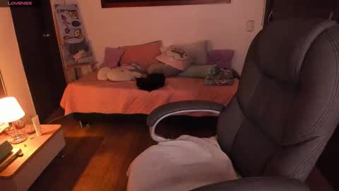 violeta ig  online show from 10-20-25, 03:40