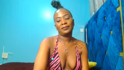 Peach online show from 02-12-25, 06:29