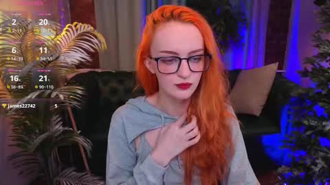 Snapshot of _pink_wassabi_ chatting on 12-04-25, 10:07 Maisie online show from 12-04-25, 10:07